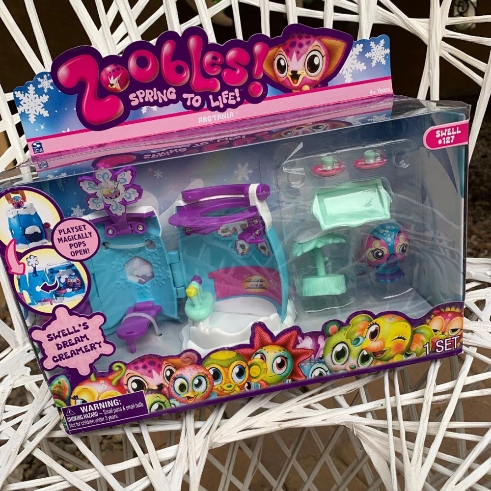 Zoobles Spring to Life! Arctania Swell’s Dream Creamery Playset Purple Box #127